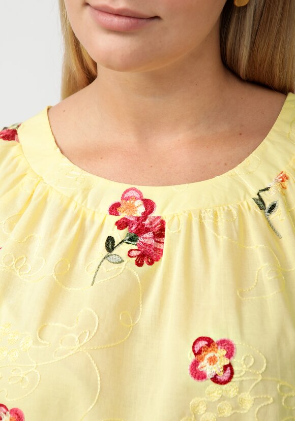 Блуза свободного кроя с цветочной вышивкой шир.  580, рис. 16