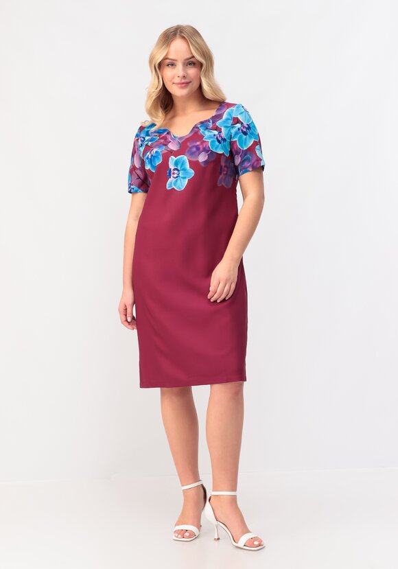 Платье полуприлегающего силуэта с  принтом шир.  580, рис. 12