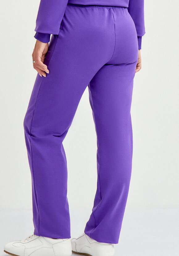 Костюм свитшот с принтом и брюки шир.  580, рис. 34