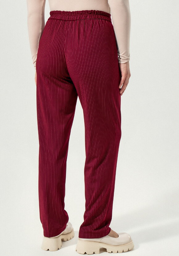 Брюки прямые в мелкую полоску шир.  580, рис. 7