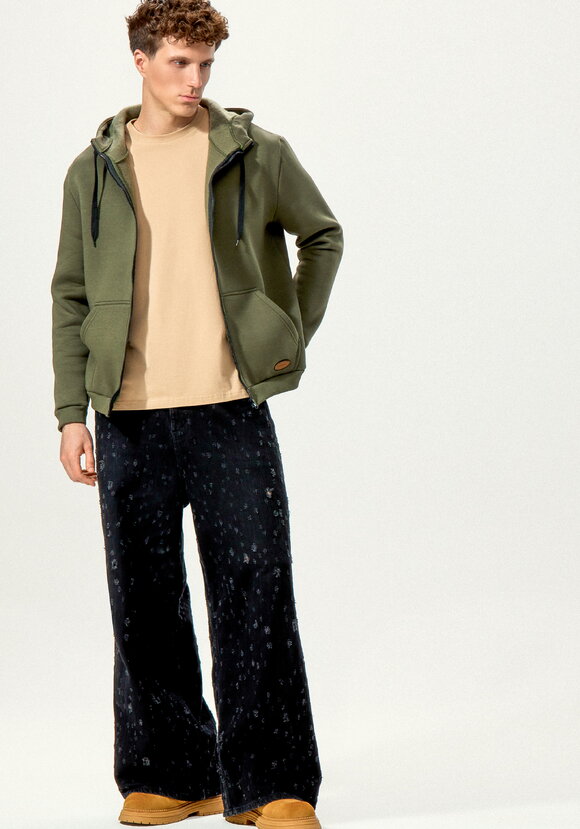 Толстовка с декоративной нашивкой на кармане шир.  580, рис. 17