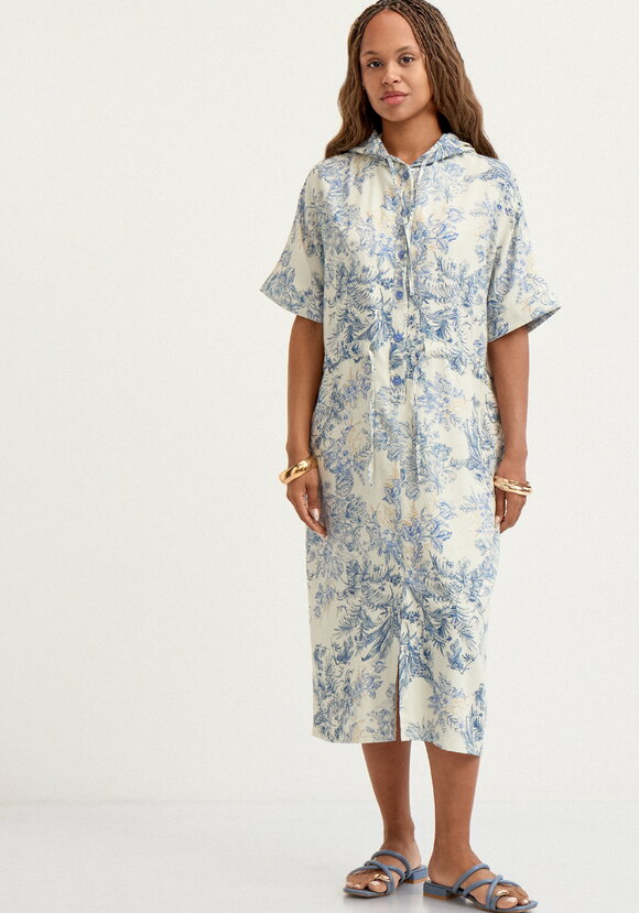 Платье изо льна с капюшоном шир.  580, рис. 12