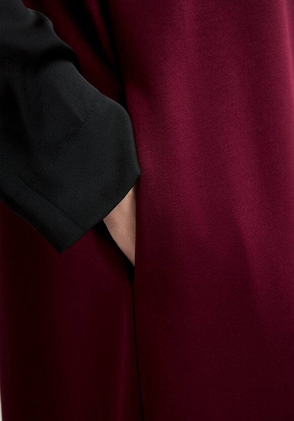 Сарафан трикотажный ,прямой с разрезами шир.  580, рис. 6