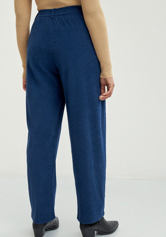 Брюки бананы с комфортным поясом шир.  580, рис. 3