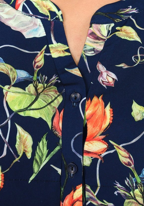 Туника с отрезной кокеткой и пуговицами шир.  580, рис. 7