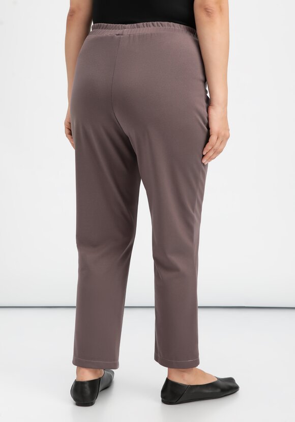 Брюки оригинального кроя на резинке шир.  580, рис. 20