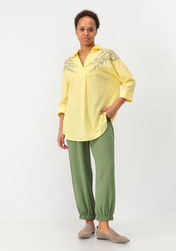 Блуза с принтом по плечам шир.  580, рис. 17