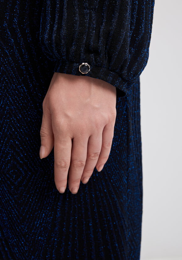 Платье трикотажное с бантом и люрексом шир.  580, рис. 12