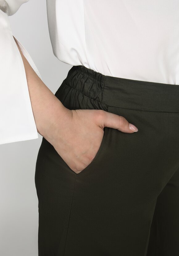 Кюлоты с контрастным кантом шир.  580, рис. 15