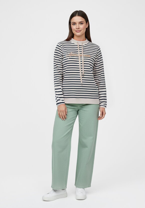 Свитшот Марго шир.  580, рис. 5