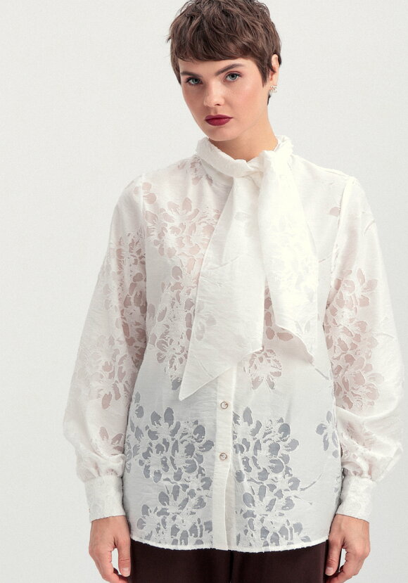 Блуза со съемным бантом шир.  580, рис. 4