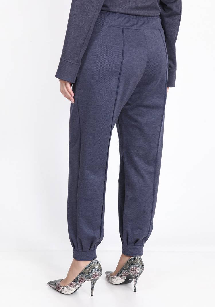 Брюки на кокетке с фигурными манжетами шир.  750, рис. 5