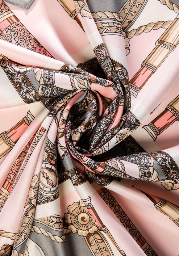 Платок шелковый Клео шир.  580, рис. 19