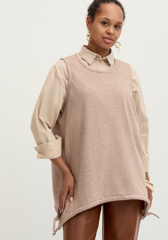 Жилет на кулиске по низу шир.  580, рис. 8