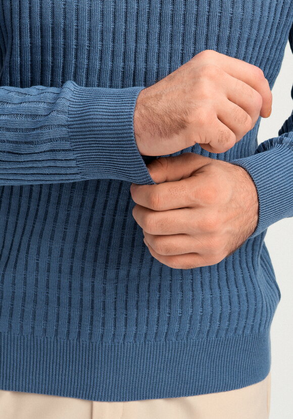 Джемпер с воротником-поло на пуговицах шир.  580, рис. 6