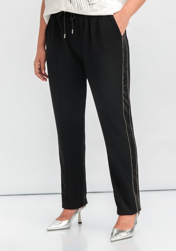 Брюки на резинке с лампасами и стрелками шир.  580, рис. 15