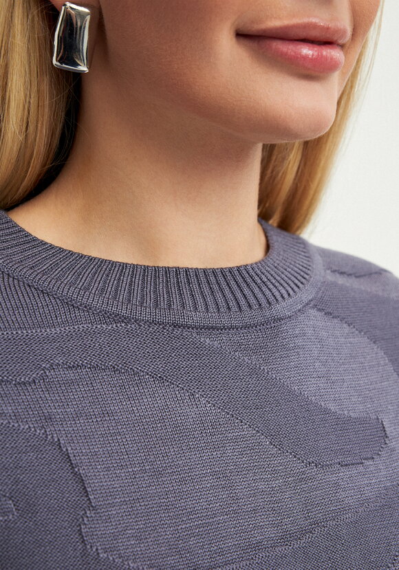 Джемпер с 3D-рисунком шир.  580, рис. 14