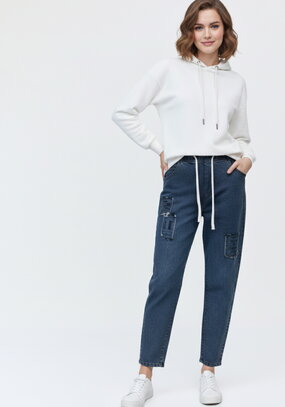 Джинсы с нашивками Кира