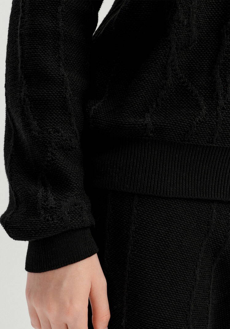 Бомбер с фактурным рисунком шир.  750, рис. 22