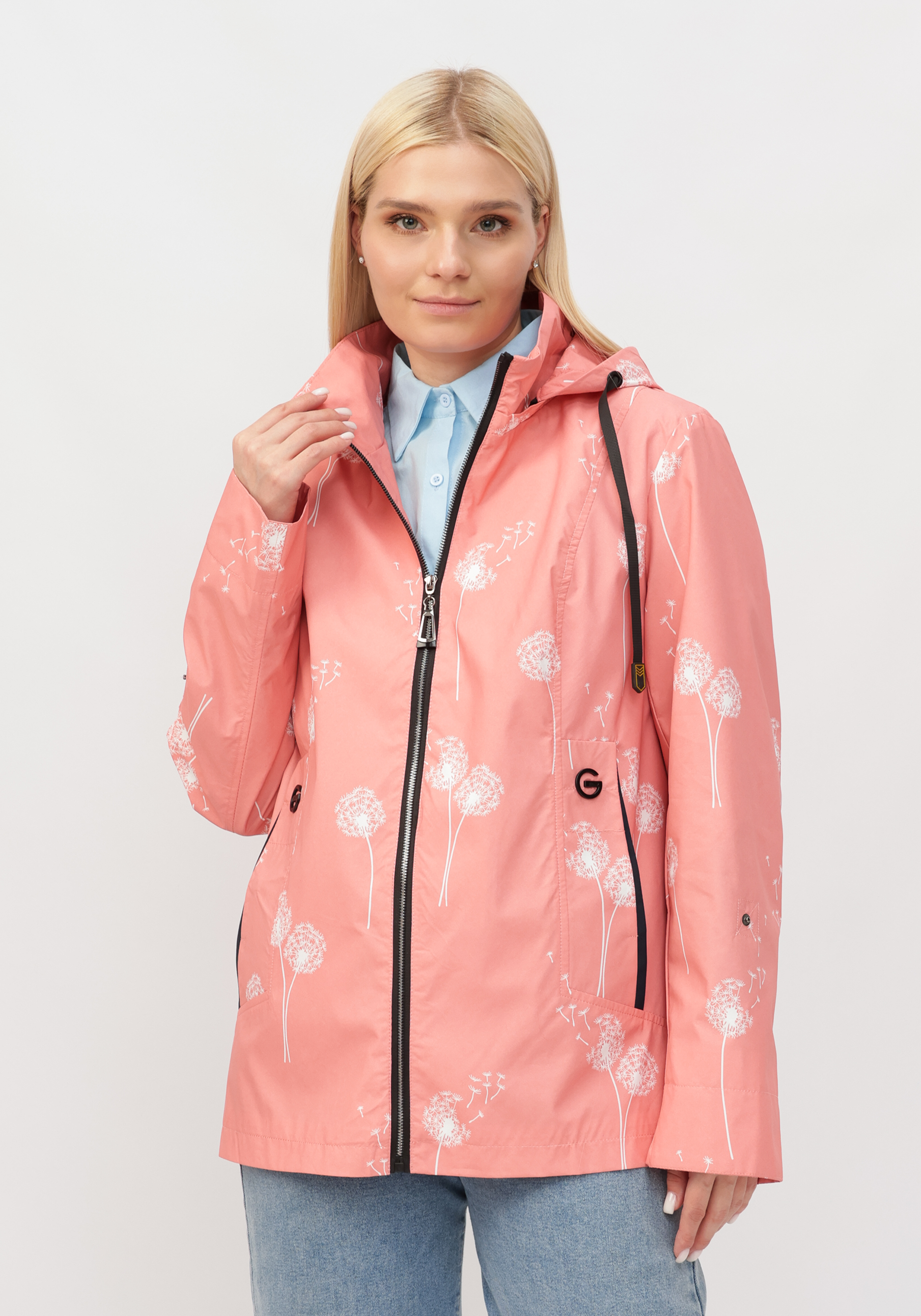 Ветровка с капюшоном на молнии и принтом