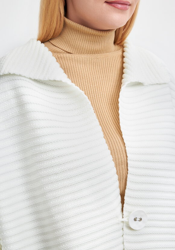 Жакет Амилия шир.  580, рис. 25