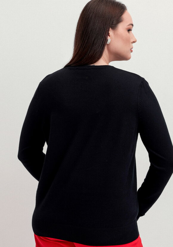 Джемпер с яркой абстрактной вышивкой шир.  580, рис. 17