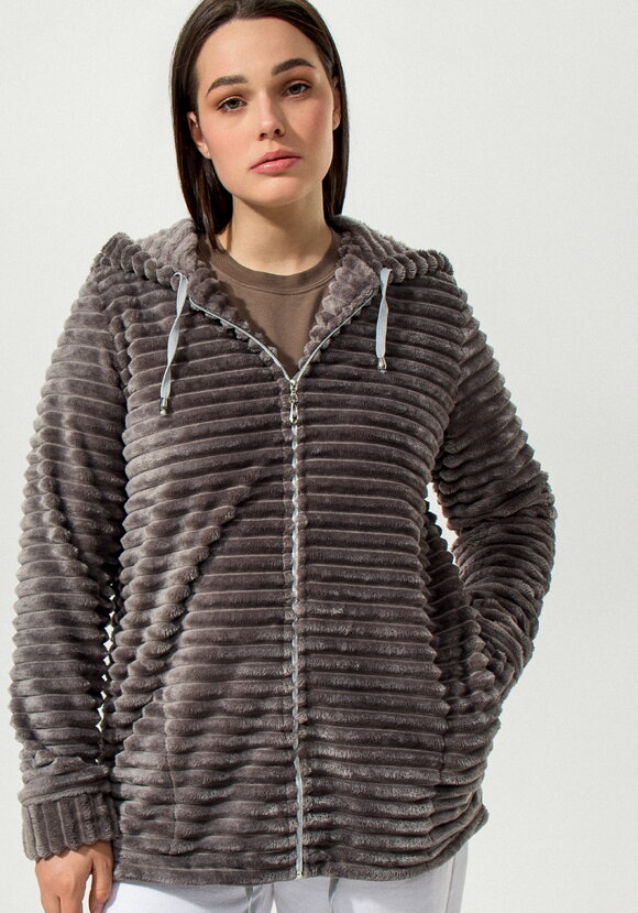 Толстовка меховая на молнии шир.  580, рис. 10