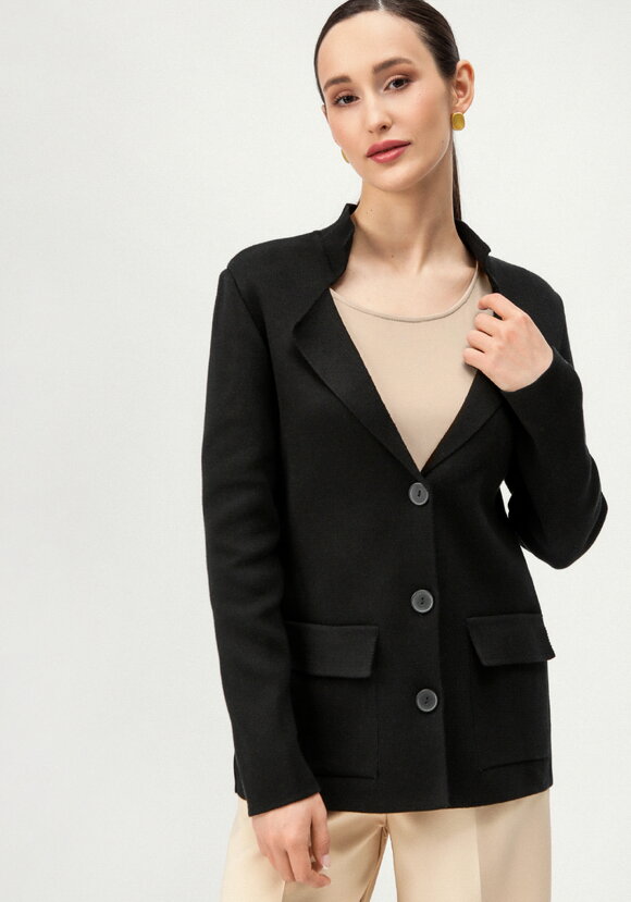 Жакет женский на пуговицах с карманами шир.  580, рис. 13
