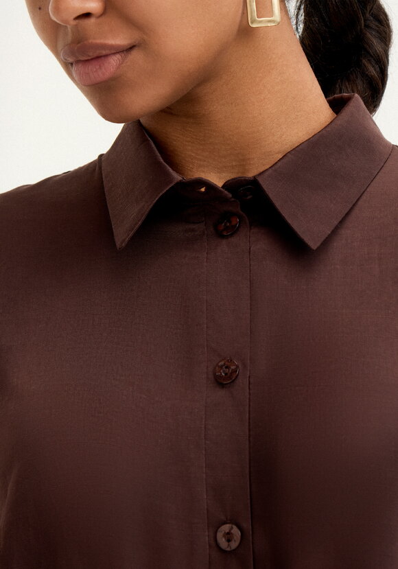 Туника с кружевом на пуговицах шир.  580, рис. 5