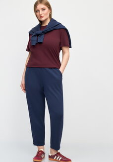 Брюки на широкой закрепленной резинке