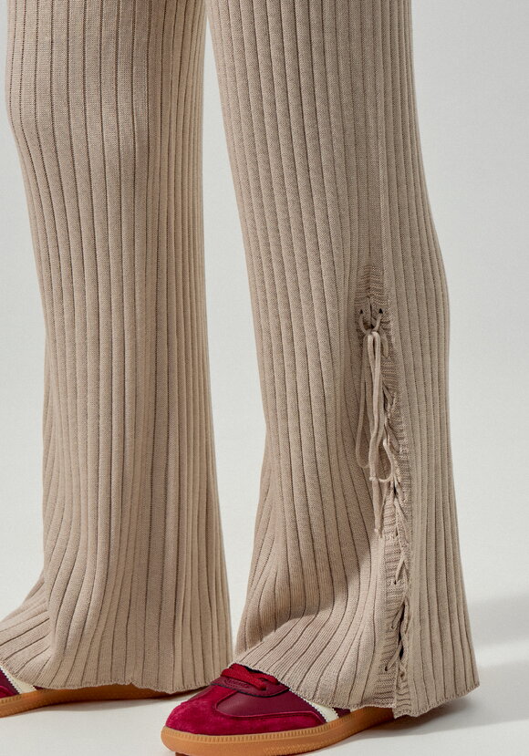 Брюки с эластичной резинкой шир.  580, рис. 6