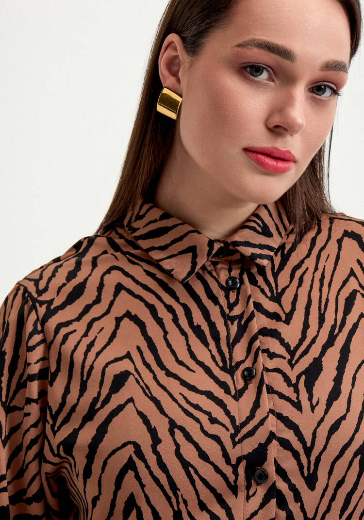 Блуза с анималистичным принтом на пуговицах шир.  750, рис. 5