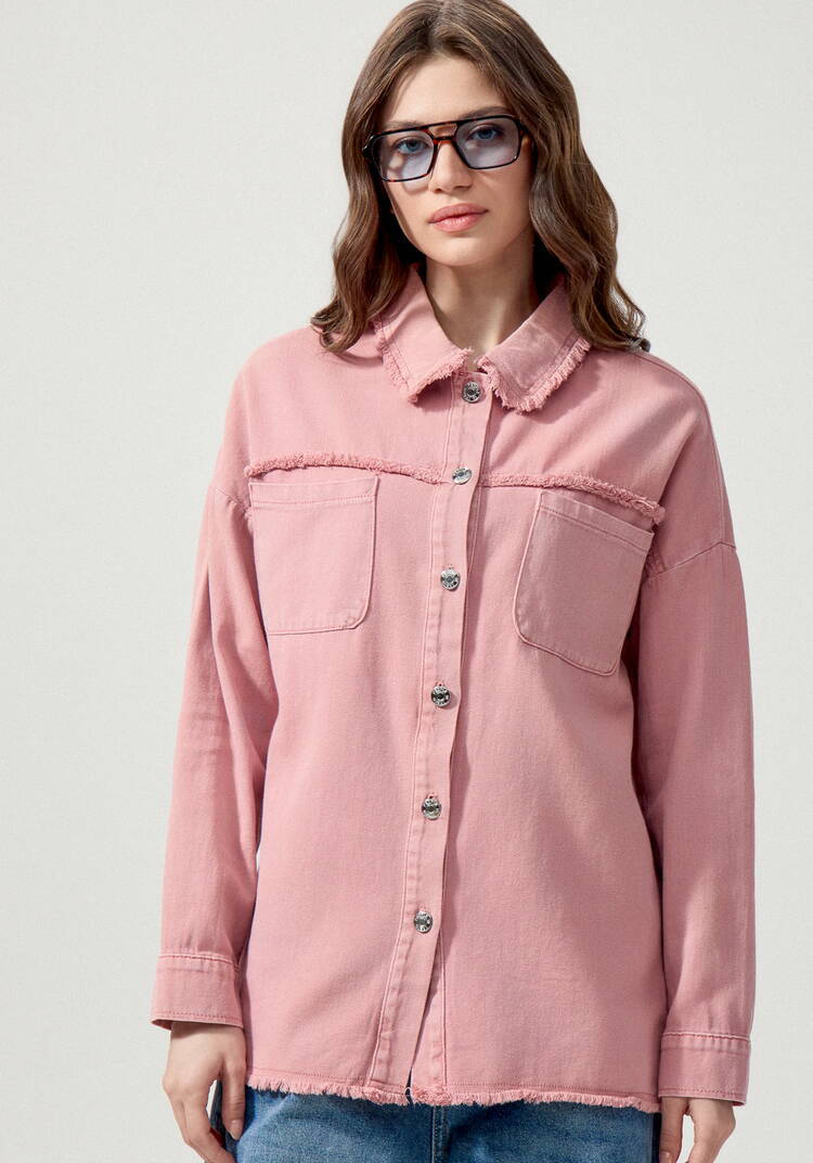 Джинсовая куртка с бахромой по краям шир.  750, рис. 28