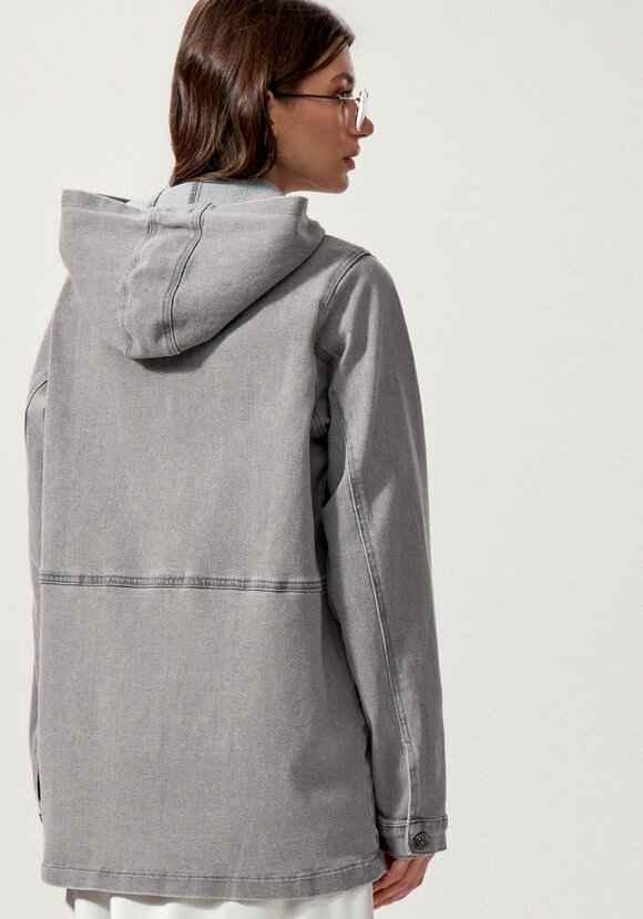 Джинсовая куртка с капюшоном шир.  580, рис. 12