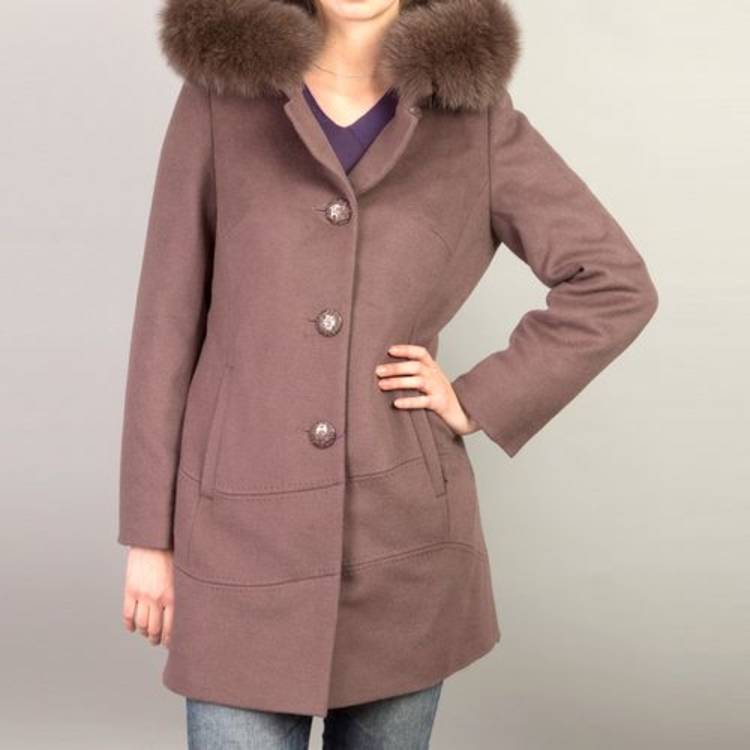 Пальто на пуговицах с капюшоном из натурального меха шир.  750, рис. 1