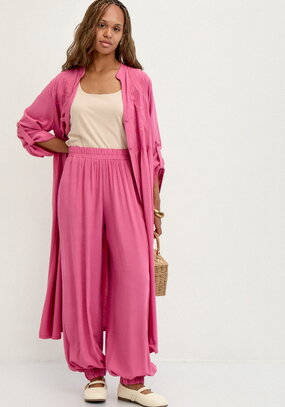 Брюки широкие с карманами на резинке по низу