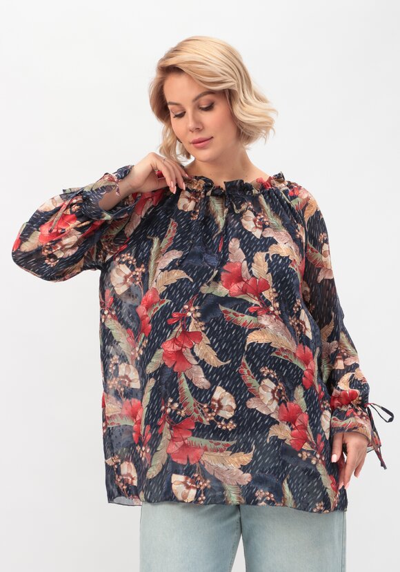 Блуза с оборкой на рукавах и горловине шир.  580, рис. 16