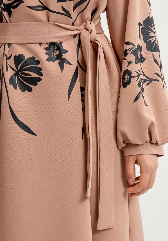 Платье с цветочным принтом А-силуэта шир.  580, рис. 7