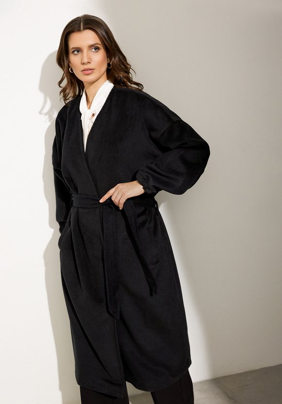 Пальто с V-образным вырезом шир.  580, рис. 9