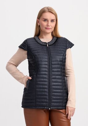 Жилет с декором Стильная леди