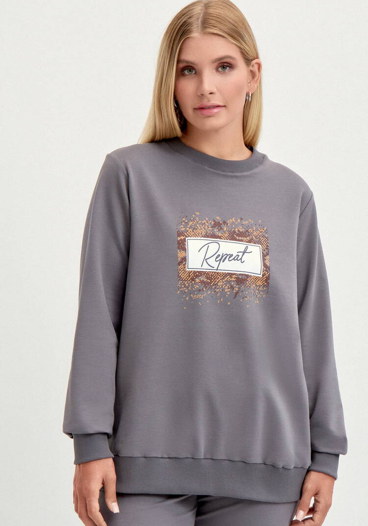 Костюм свитшот с принтом и брюки шир.  750, рис. 2