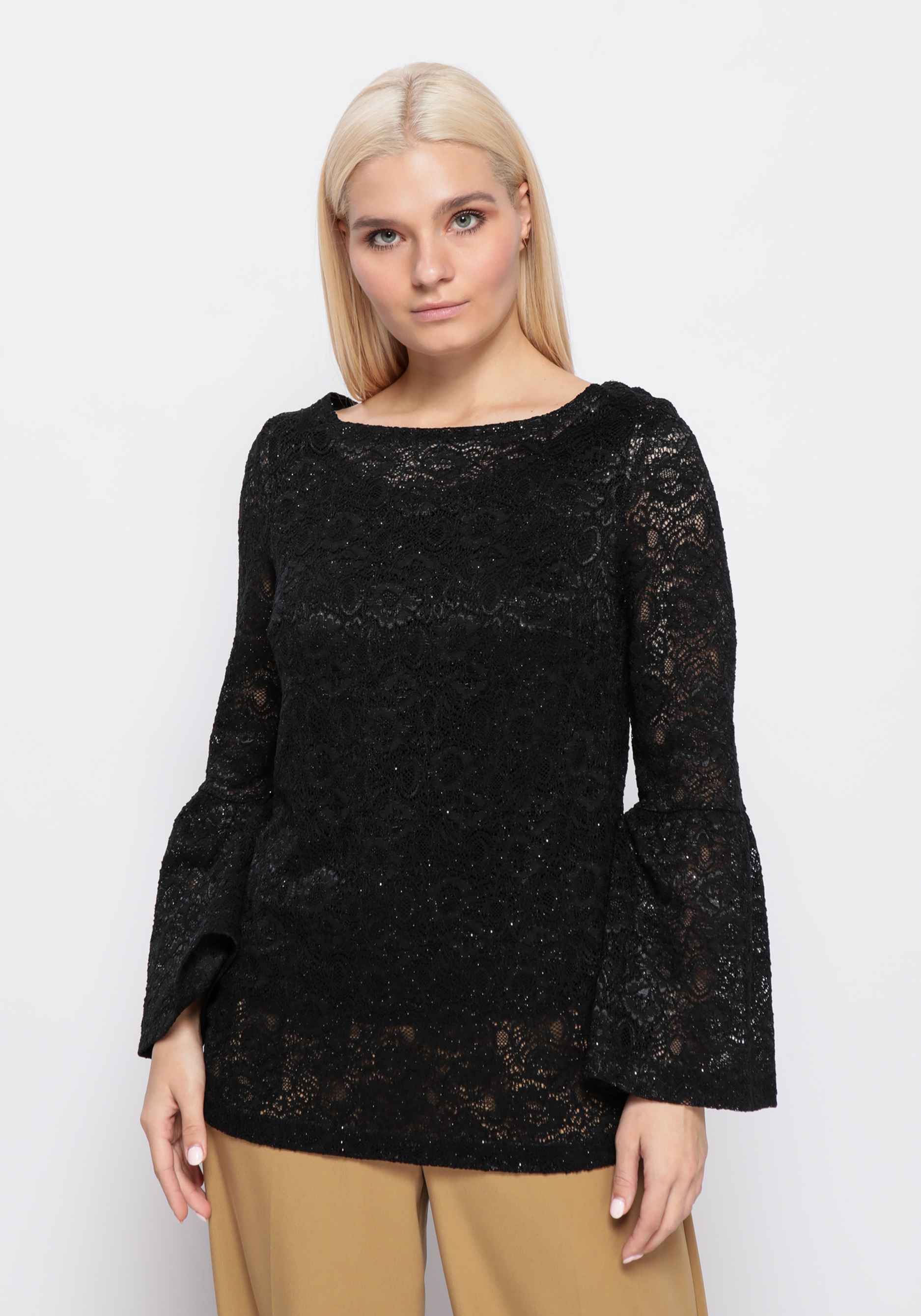 Блуза из гипюра с майкой