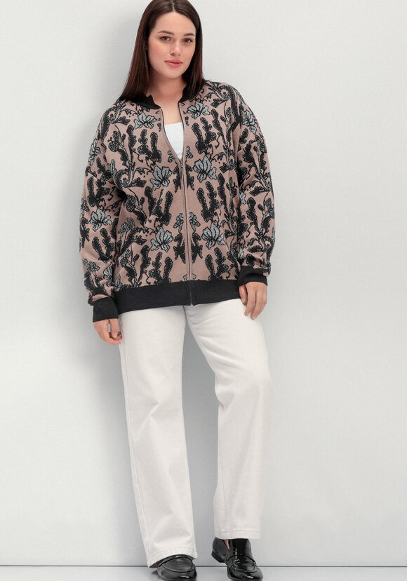 Бомбер с метанитью и цветочным орнаментом шир.  580, рис. 5