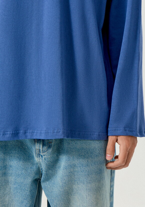 Лонгсливы с лаконичным принтом, 2 шт. шир.  580, рис. 33