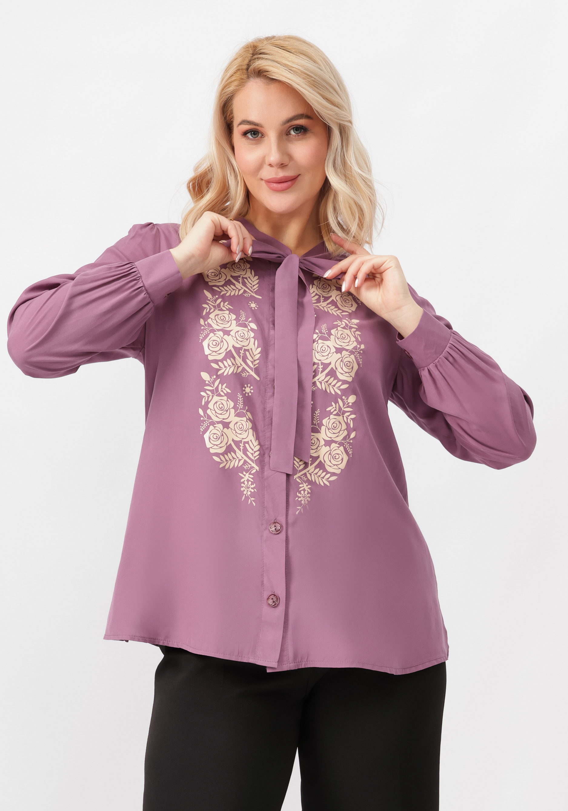 Блуза с цветочным принтом на груди блуза с принтом по плечам
