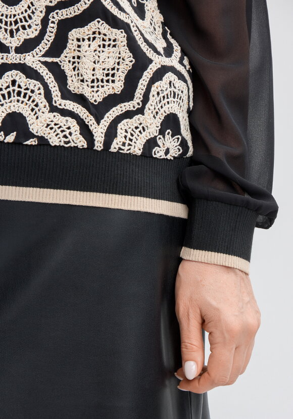 Джемпер с изящным узором шир.  580, рис. 6