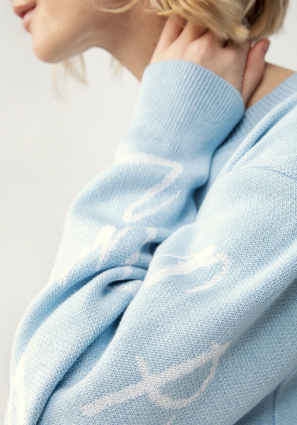 Туника с принтом леттеринг шир.  580, рис. 23