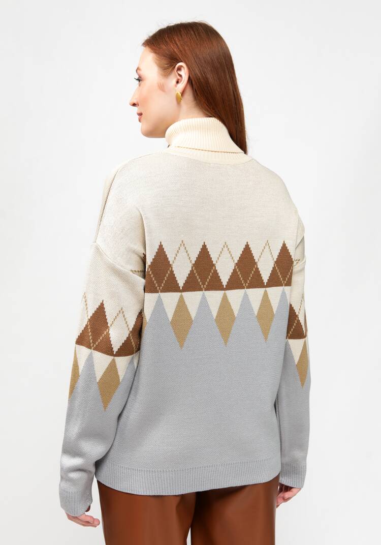 Джемпер с принтом ромб и высоким горлом шир.  750, рис. 3