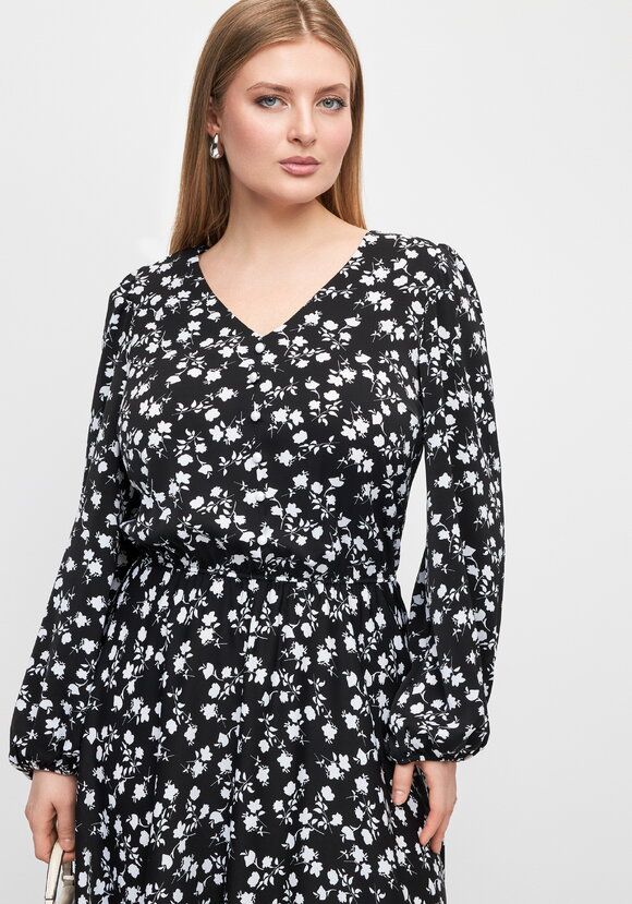 Плaтье Инга шир.  580, рис. 1