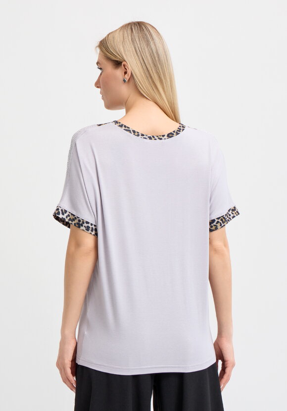 Блуза с леопардовым вырезом шир.  580, рис. 8